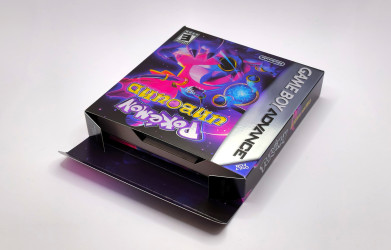 Pokemon Unbound Box obere Seite geöffnet